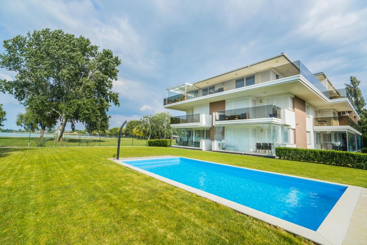 Myflat Luxy Beach Apartment Siofok Exterior photo